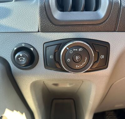 Ford Transit 17