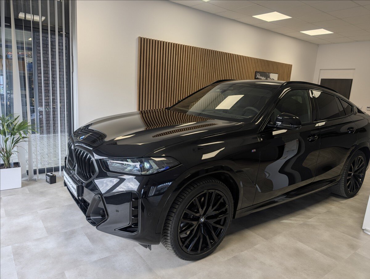 BMW X6 Sedan 3,0 l 210 kw