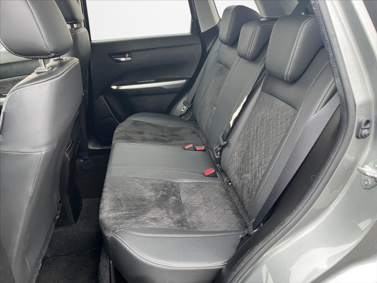 Suzuki Vitara SUV 1,4 l 103 kw