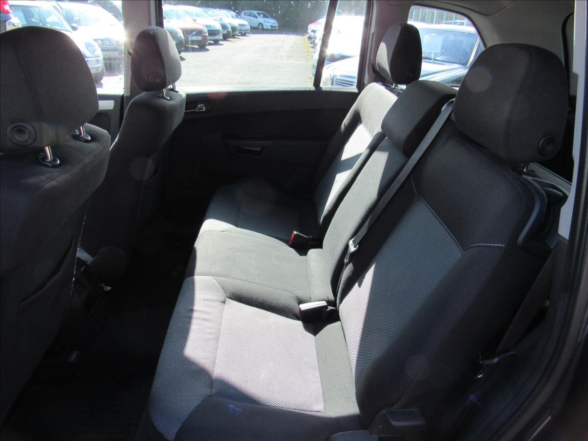 Opel Zafira Kombi 1,7 l 81 kw