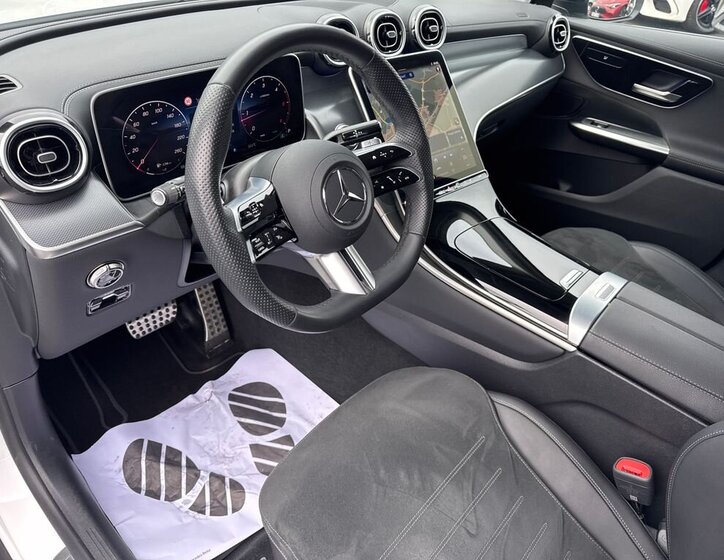 Mercedes-Benz GLC SUV / Terénní 2,0 l 145 kw