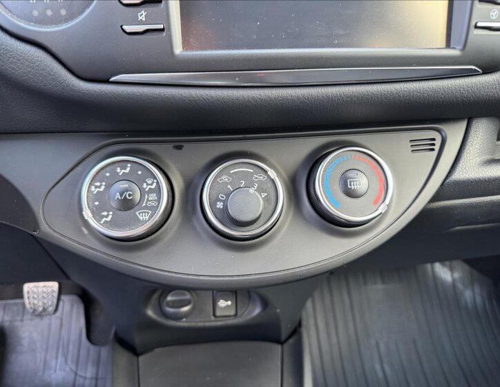 Toyota Yaris Hatchback 1,5 l 82 kw