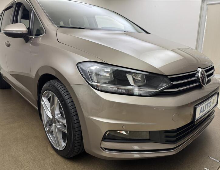 Volkswagen Touran 42