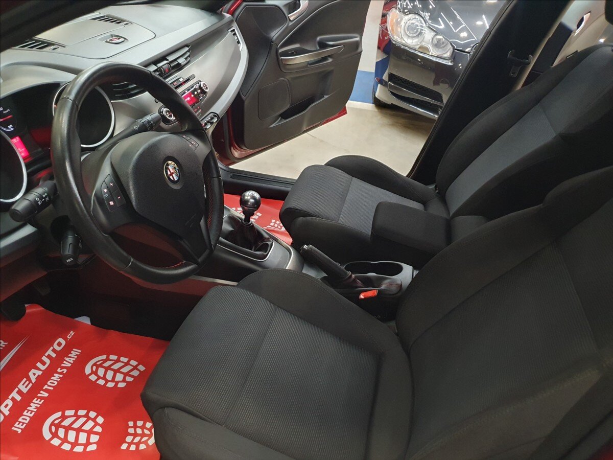 Alfa Romeo Giulietta Kombi 2,0 l 103 kw