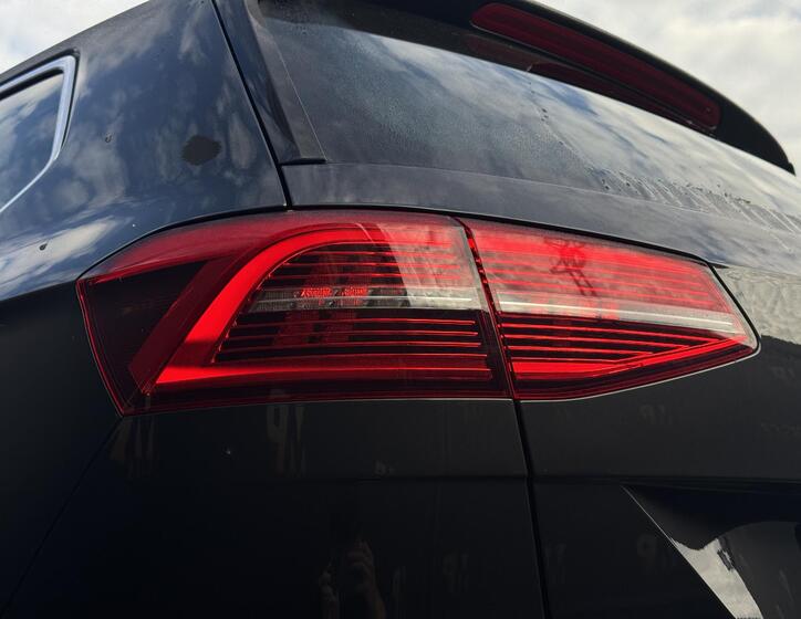 Volkswagen Passat 37