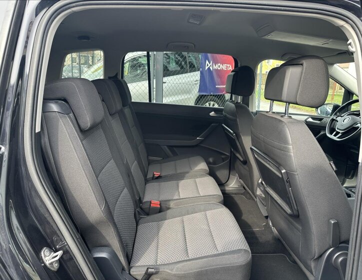 Volkswagen Touran MPV 1,2 l 81 kw