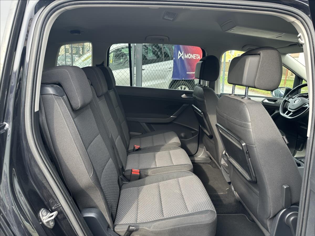 Volkswagen Touran MPV 1,2 l 81 kw