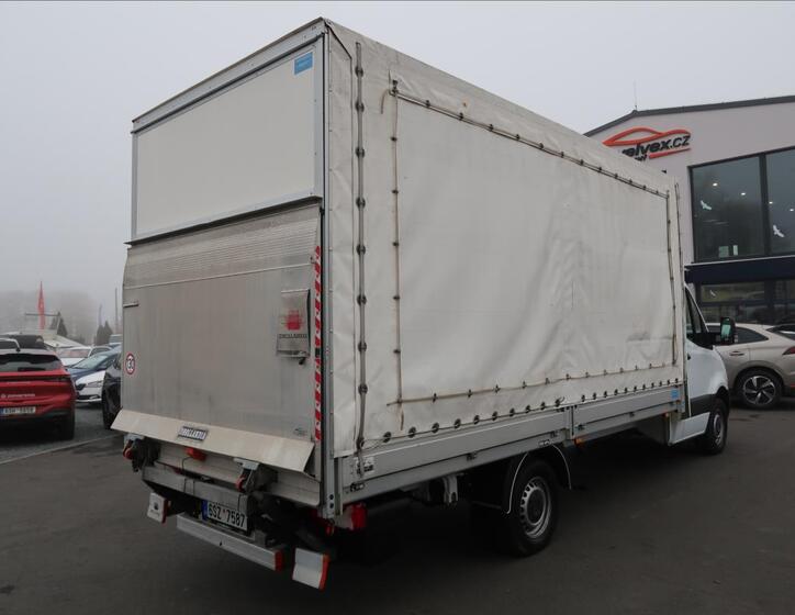 Mercedes-Benz Sprinter 3