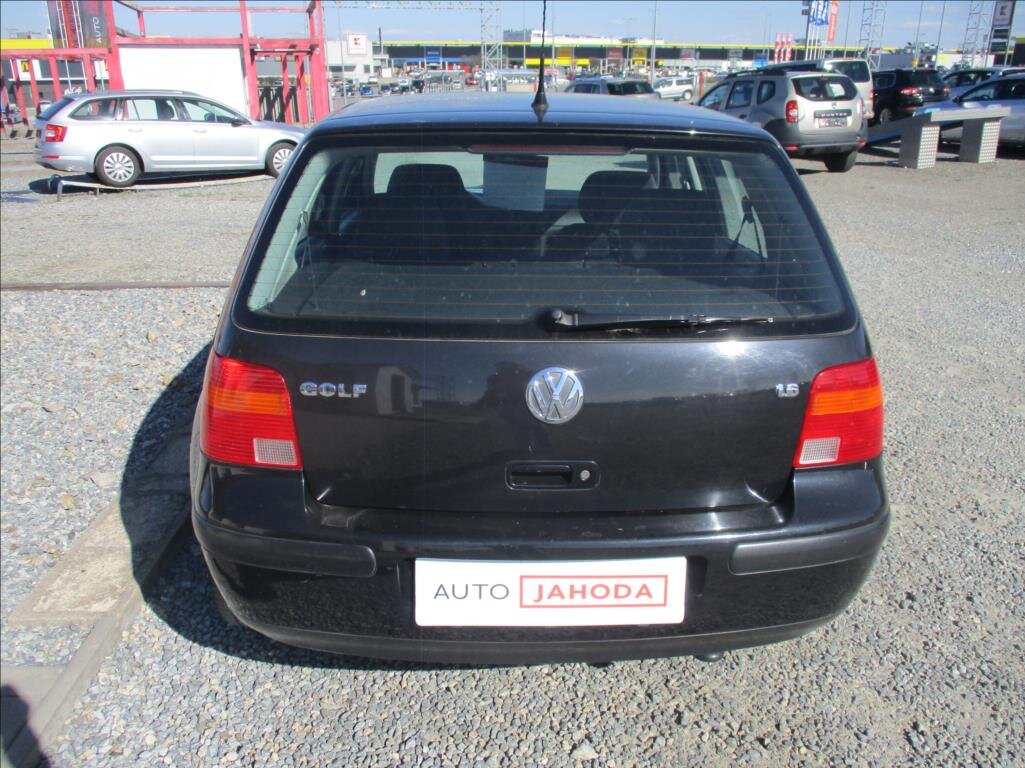 Volkswagen Golf Hatchback 1,6 l 77 kw