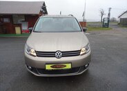 Volkswagen Touran 1