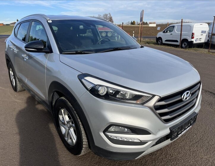 Hyundai Tucson SUV 2,0 l 100 kw