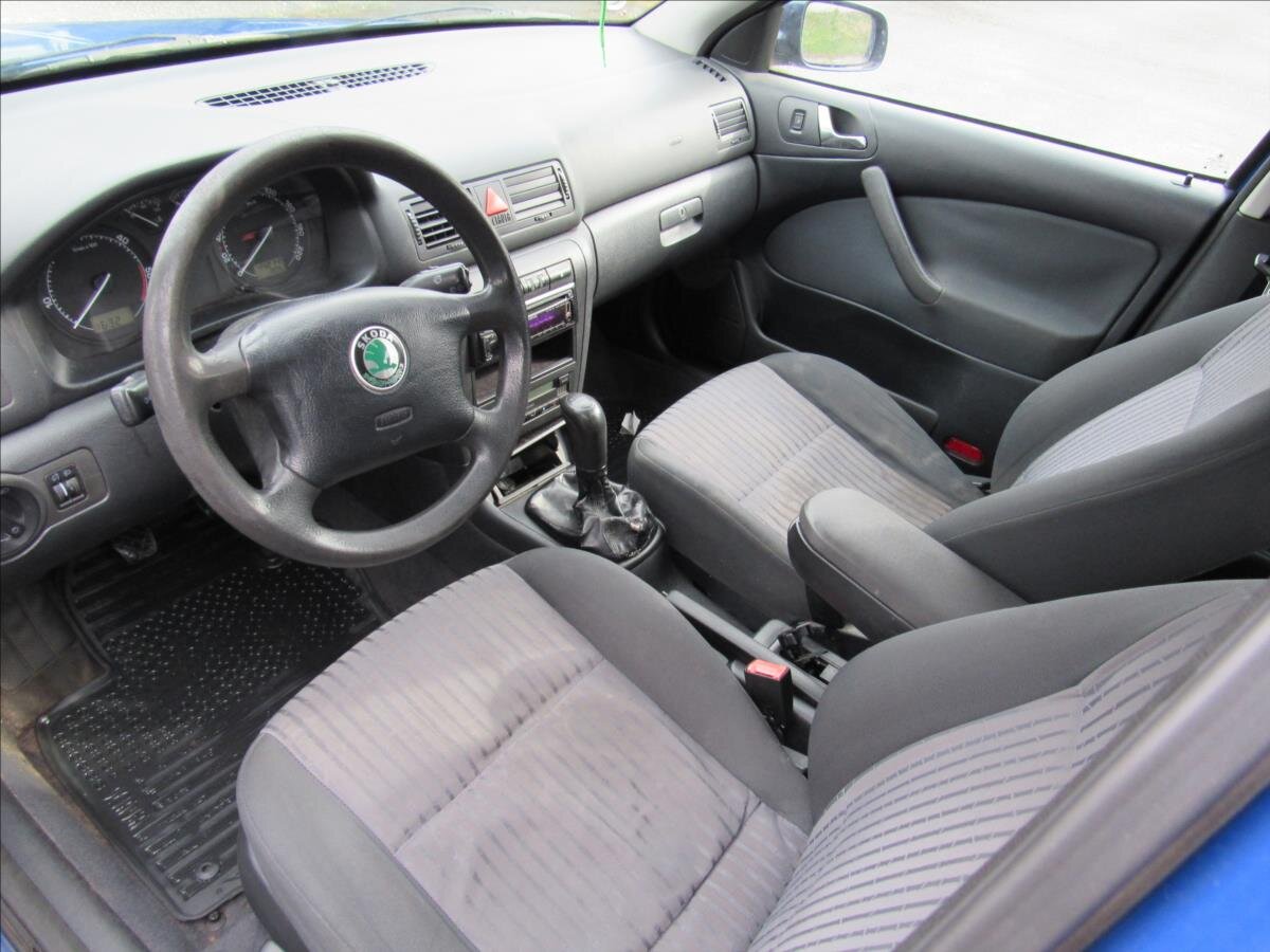 Škoda Octavia Sedan / Limuzína 1,9 l 66 kw