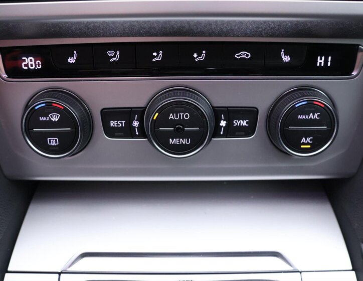 Volkswagen Passat Kombi 2,0 l 110 kw