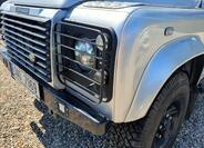 Land Rover Defender 35