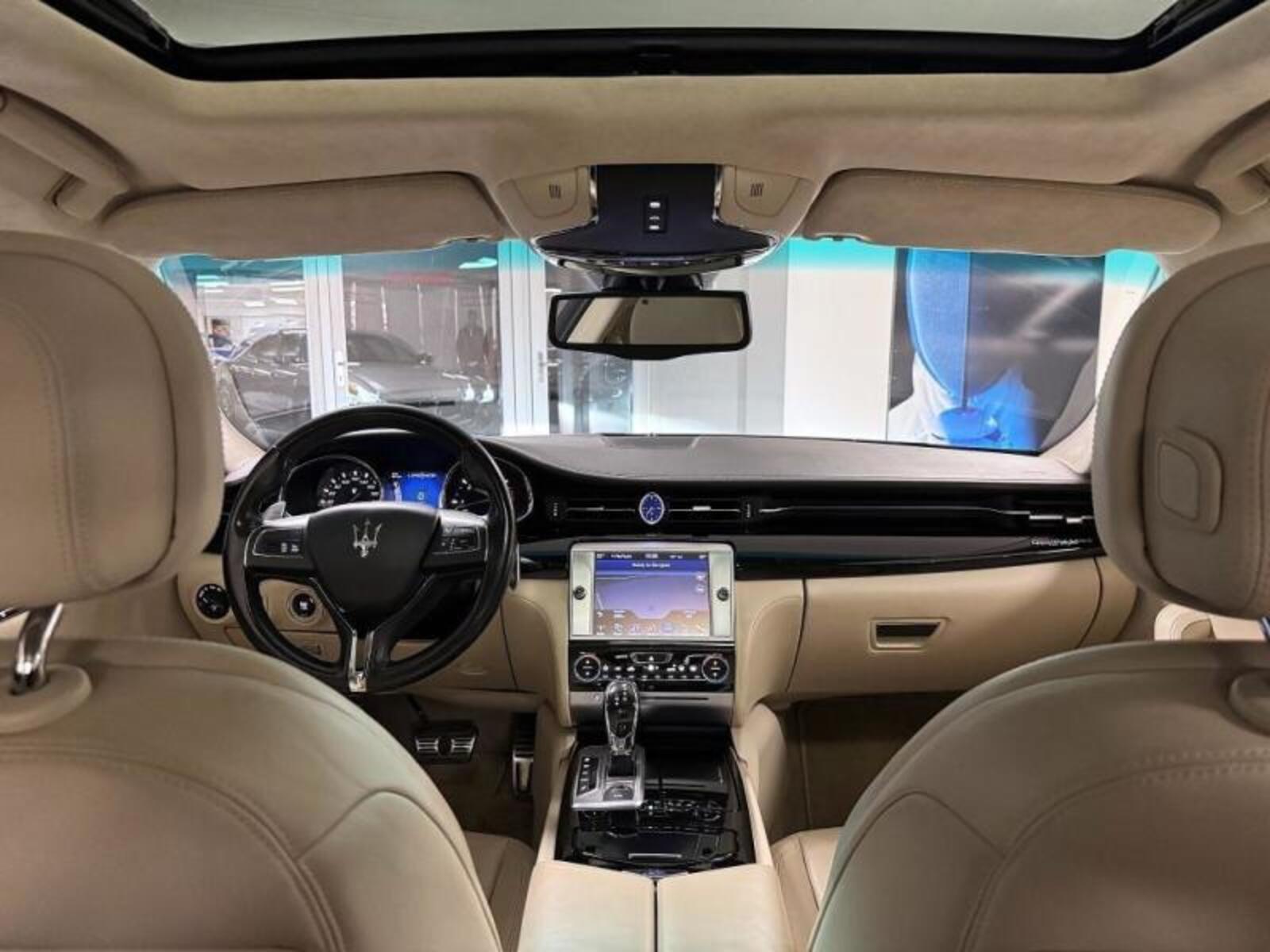 Maserati Quattroporte 19