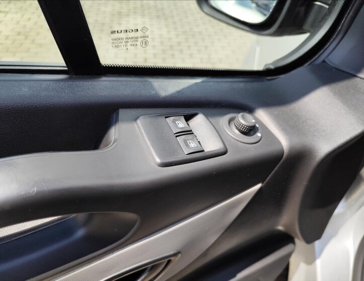 Renault Trafic 15