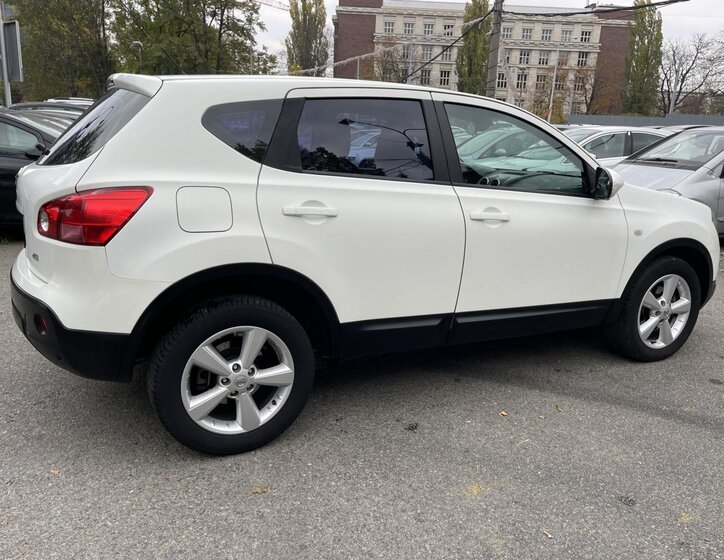 Nissan Qashqai SUV 2,0 l 110 kw