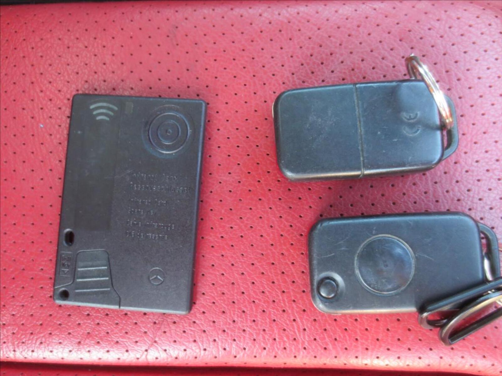 Mercedes-Benz SLK 28