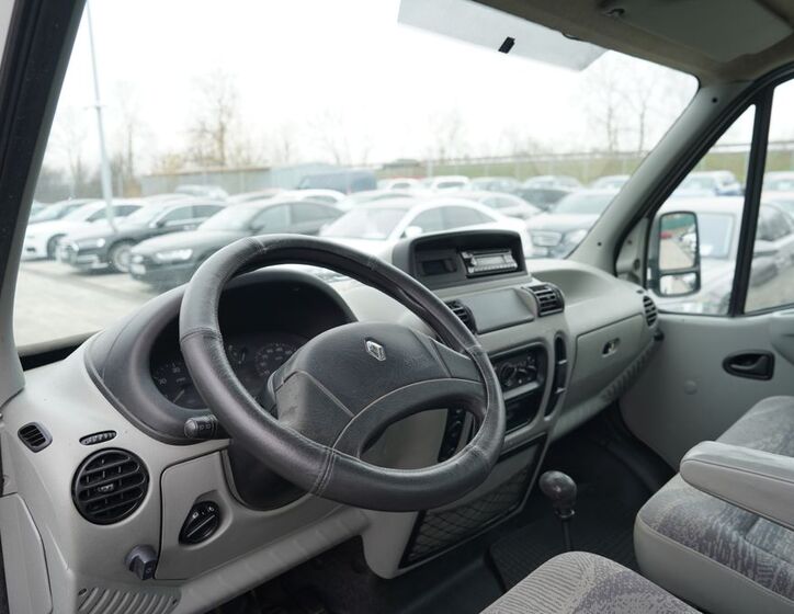 Renault Master 20