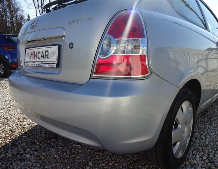 Hyundai Accent Hatchback 1,4 l 71 kw
