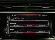 Audi Q8 24