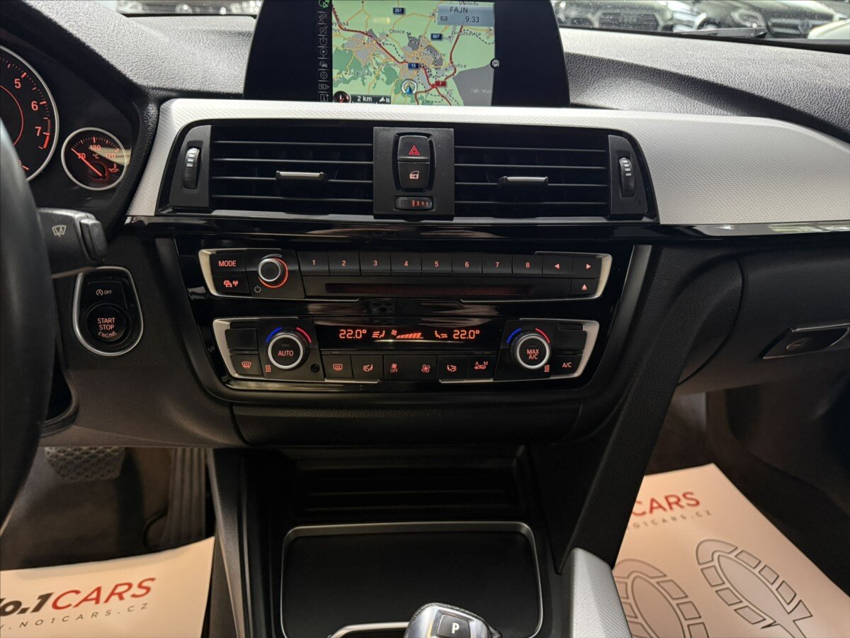 BMW Řada 4 Sedan / Limuzína 2,0 l 135 kw