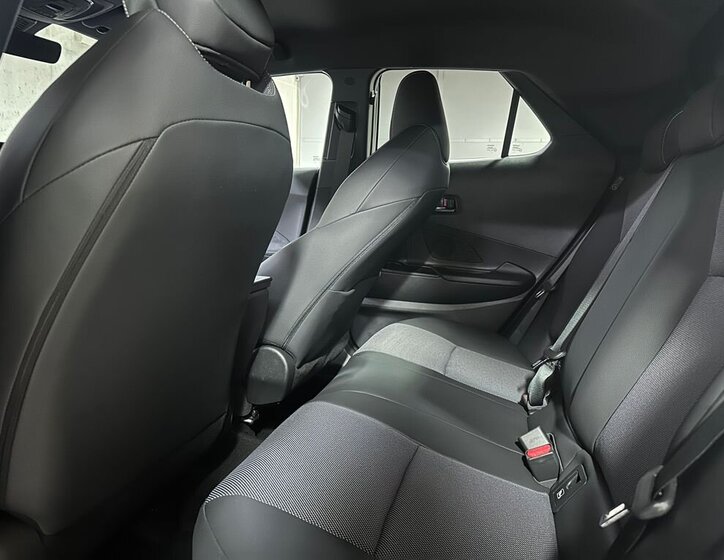 Toyota C-HR Hatchback 1,8 l 90 kw