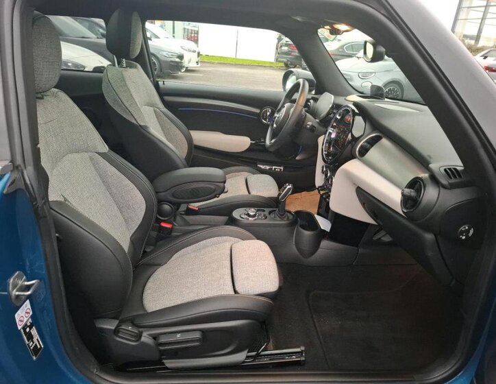 Mini Cooper Hatchback 0,0 135 kw