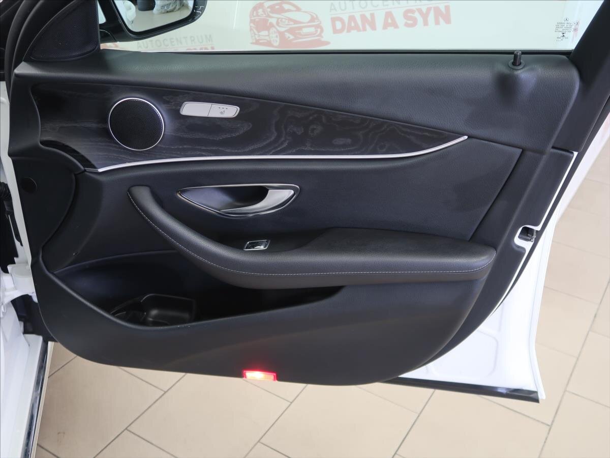 Mercedes-Benz Třídy E Kombi 2,0 l 135 kw