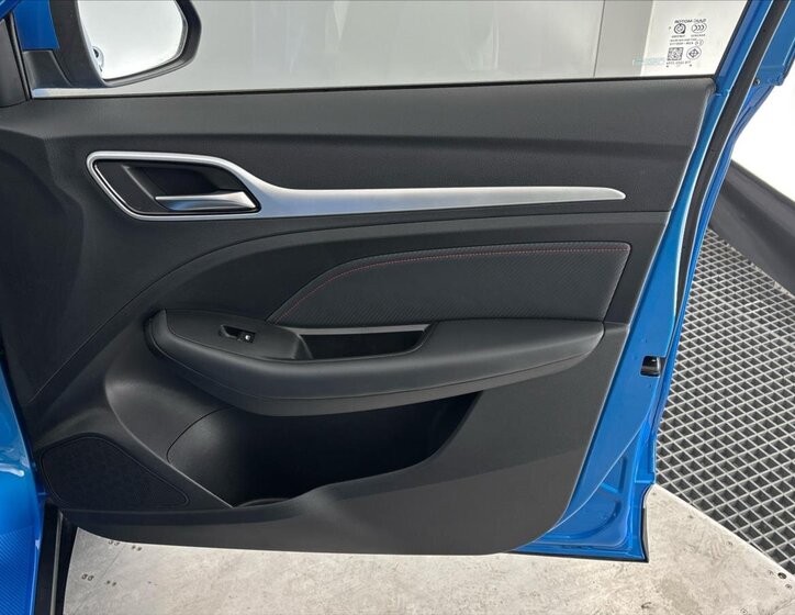 MG ZS SUV / Terénní 1,5 l 78 kw