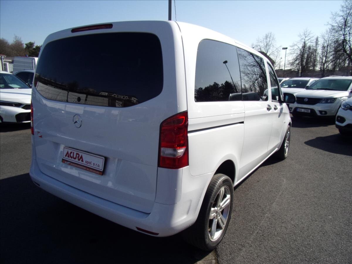Mercedes-Benz Vito Kombi 2,1 l 120 kw
