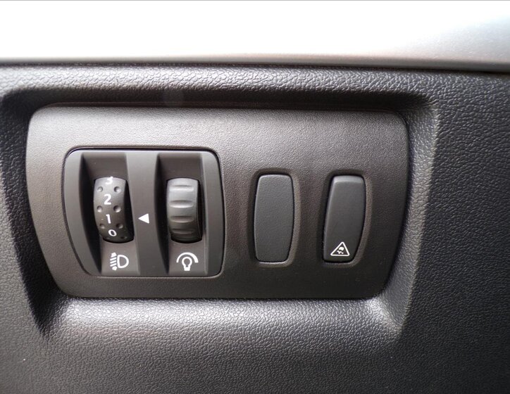 Renault Clio Kombi 1,1 l 74 kw