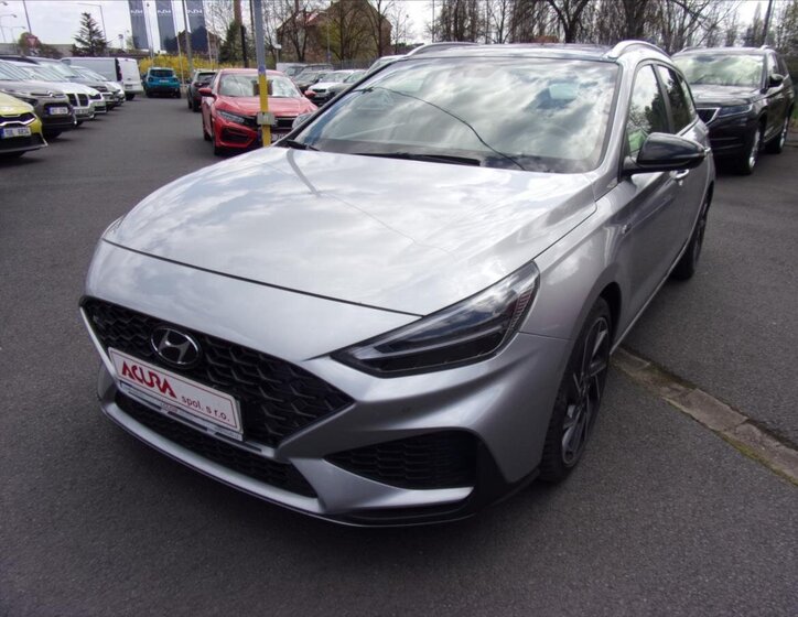 Hyundai i30 Hatchback 1,6 l 100 kw