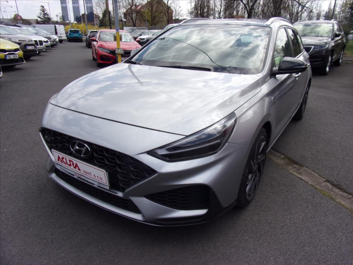 Hyundai i30 Hatchback 1,6 l 100 kw