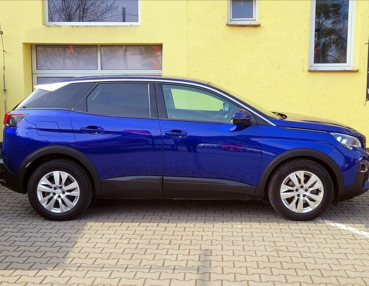 Peugeot 3008 SUV / Terénní 1,5 l 96 kw