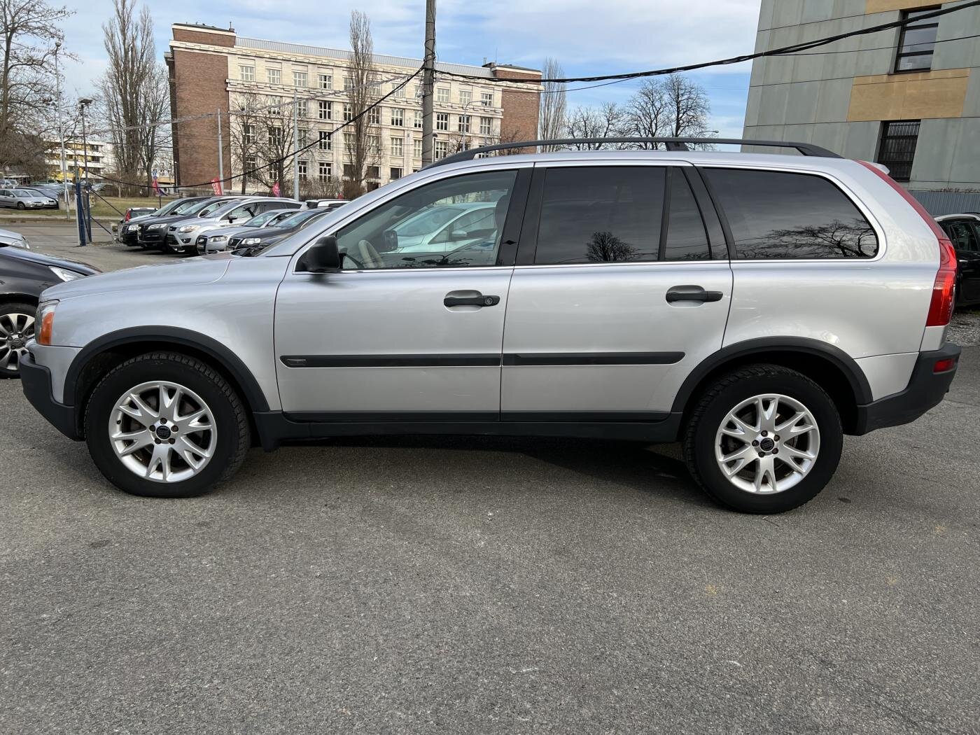Volvo XC90 SUV / Terénní 2,4 l 120 kw
