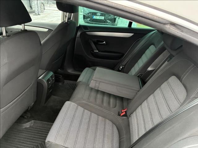 Volkswagen Passat CC Sedan 1,8 l 118 kw