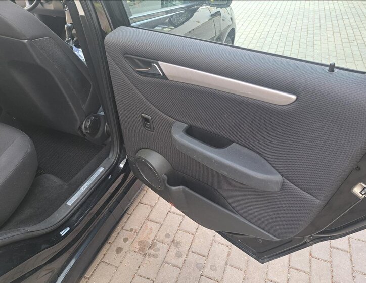 Mercedes-Benz Třídy B MPV 1,7 l 85 kw