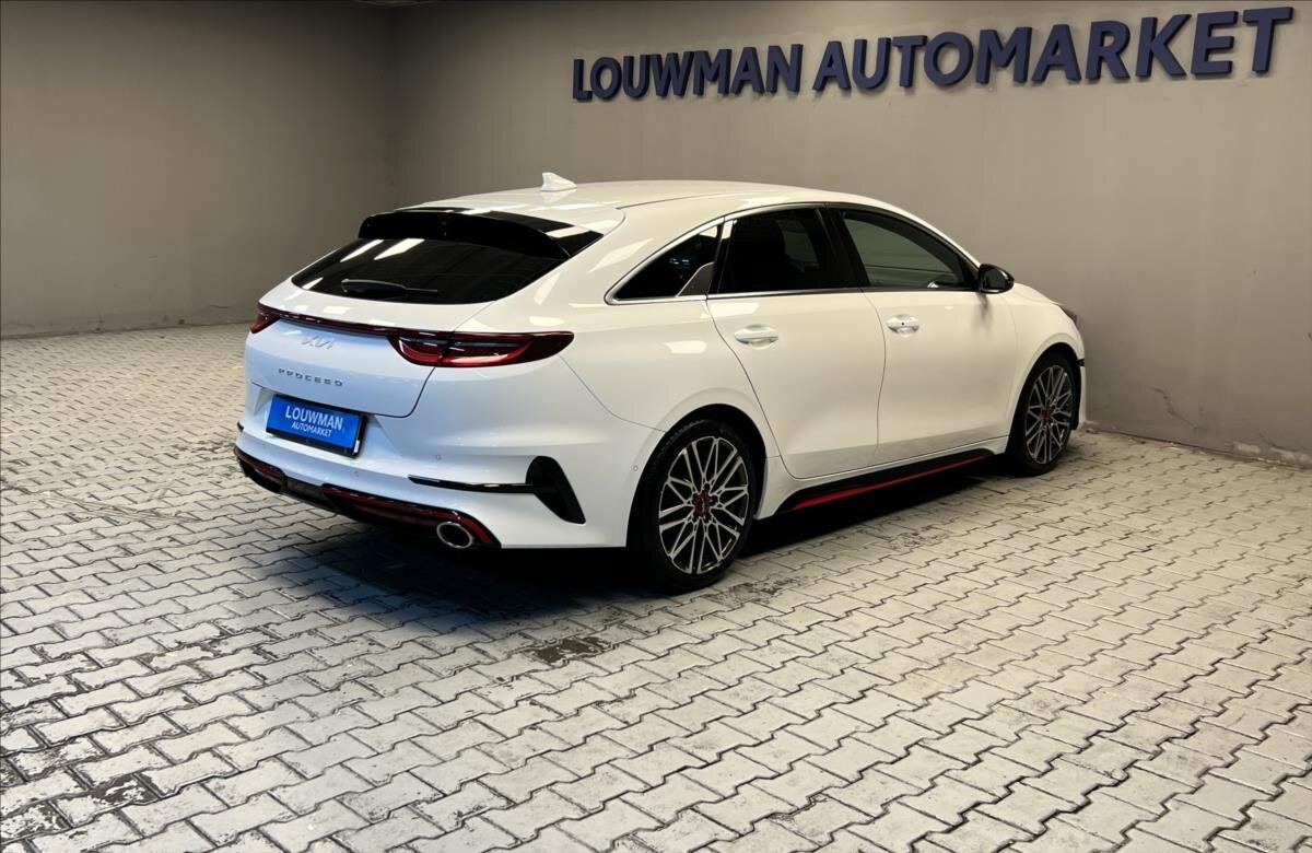 KIA ProCeed Hatchback 1,6 l 150 kw