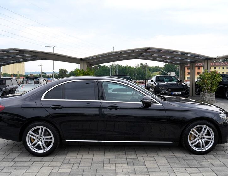 Mercedes-Benz Třídy E 7