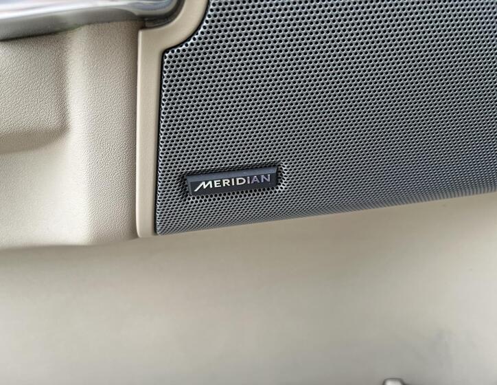 Land Rover Discovery 25