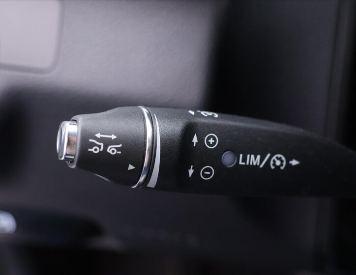 Mercedes-Benz Třídy E Kombi 3,0 l 185 kw