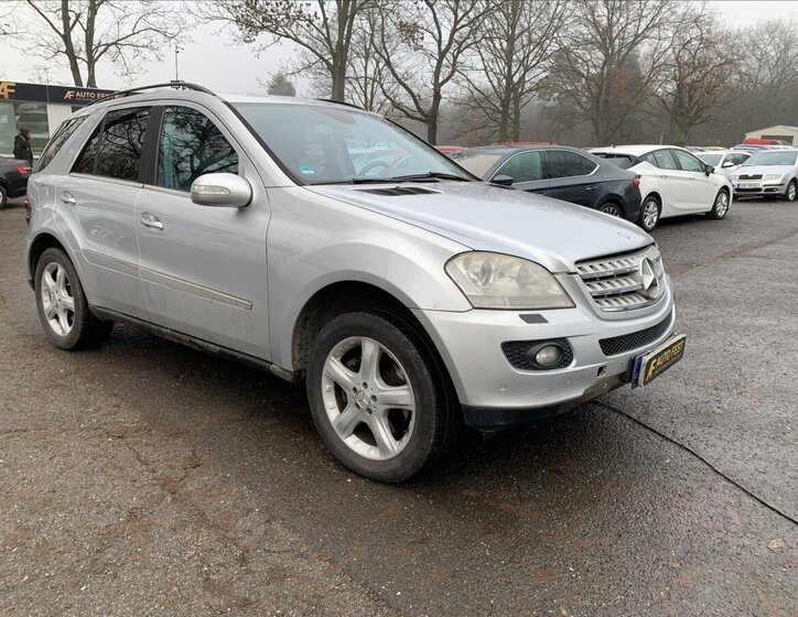 Mercedes-Benz Třídy M 3