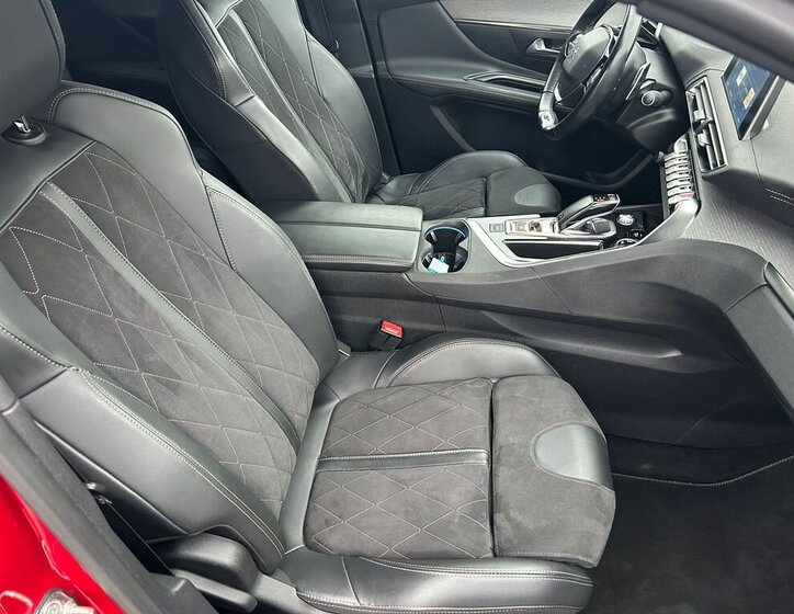 Peugeot 3008 SUV / Terénní 2,0 l 130 kw