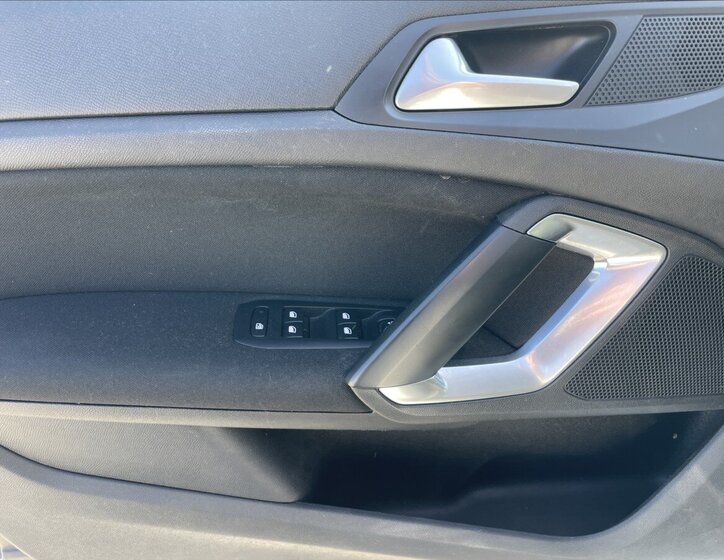 Peugeot 308 Kombi 1,6 l 88 kw