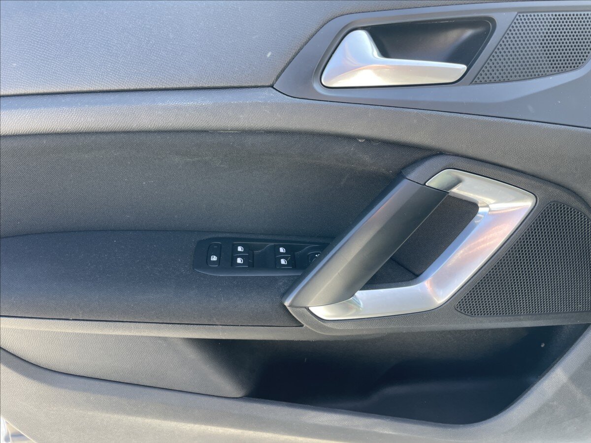 Peugeot 308 Kombi 1,6 l 88 kw