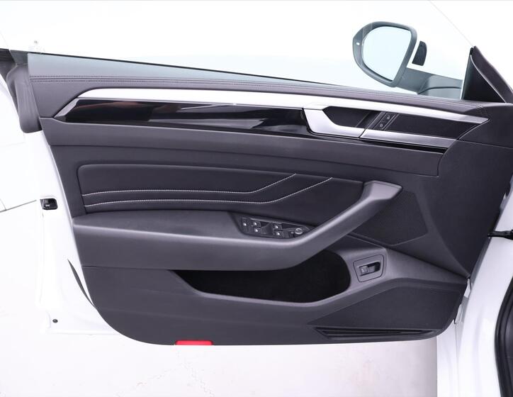 Volkswagen Arteon 12