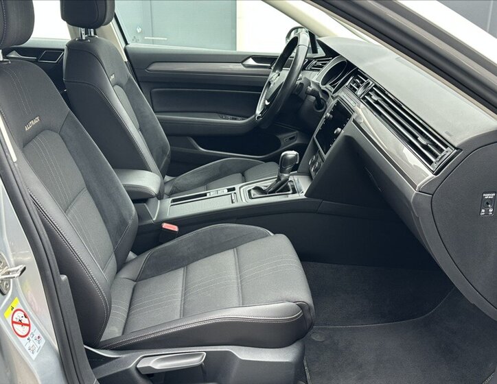 Volkswagen Passat Kombi 2,0 l 140 kw