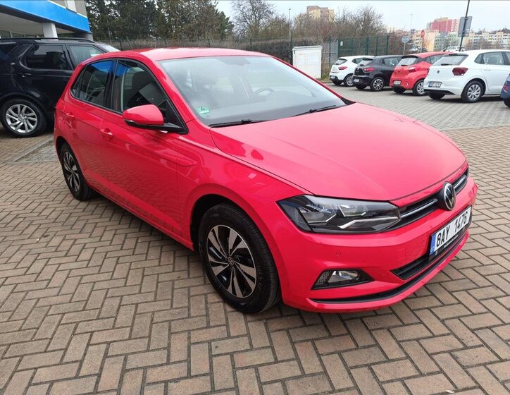 Volkswagen Polo Hatchback 999,0 70 kw