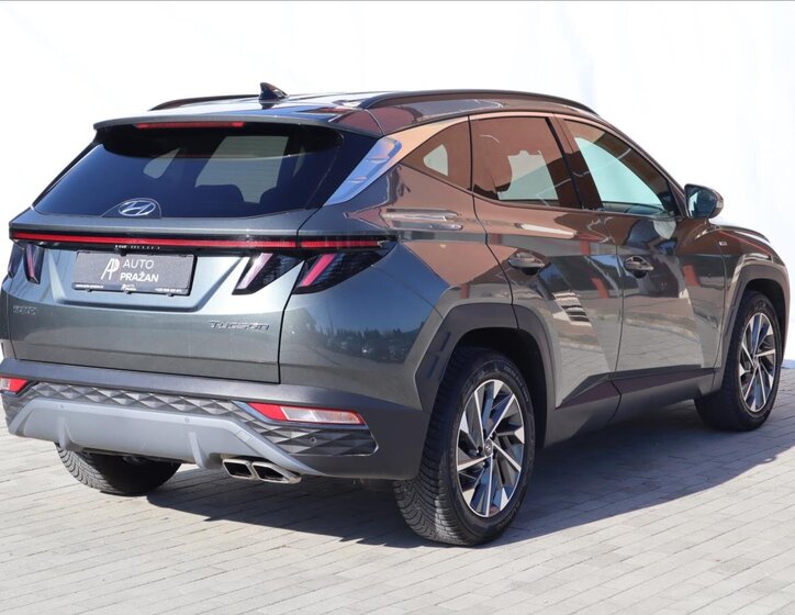 Hyundai Tucson SUV / Terénní 1,6 l 100 kw